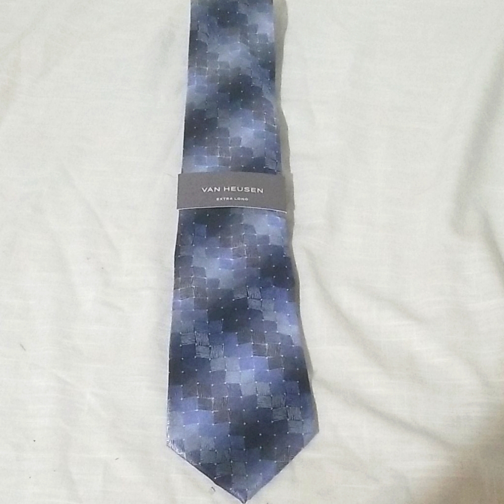Van Huesen tie nwt
